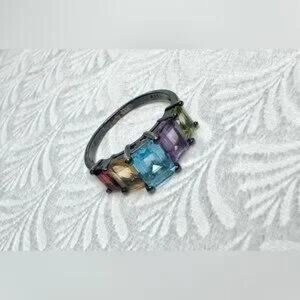 Vintage Estate Ring Sterling Silver Ring Size 7.75 Women’s Multicolored Stones